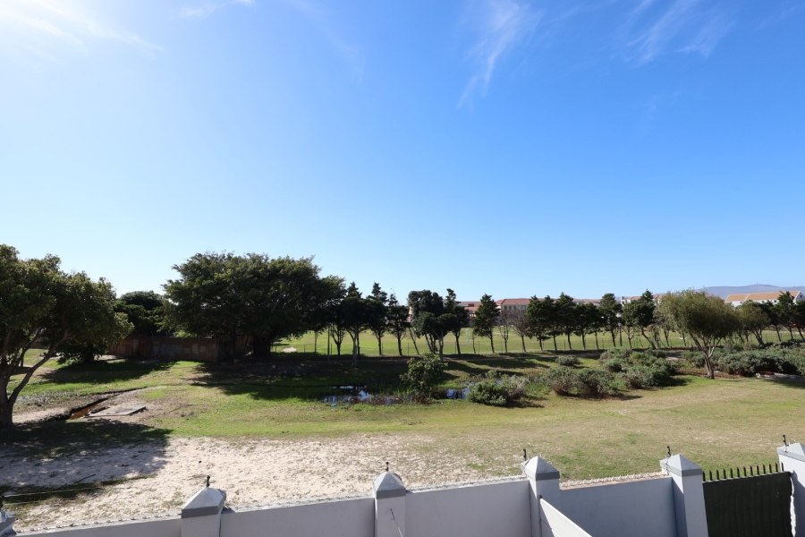 3 Bedroom Property for Sale in Parklands Western Cape